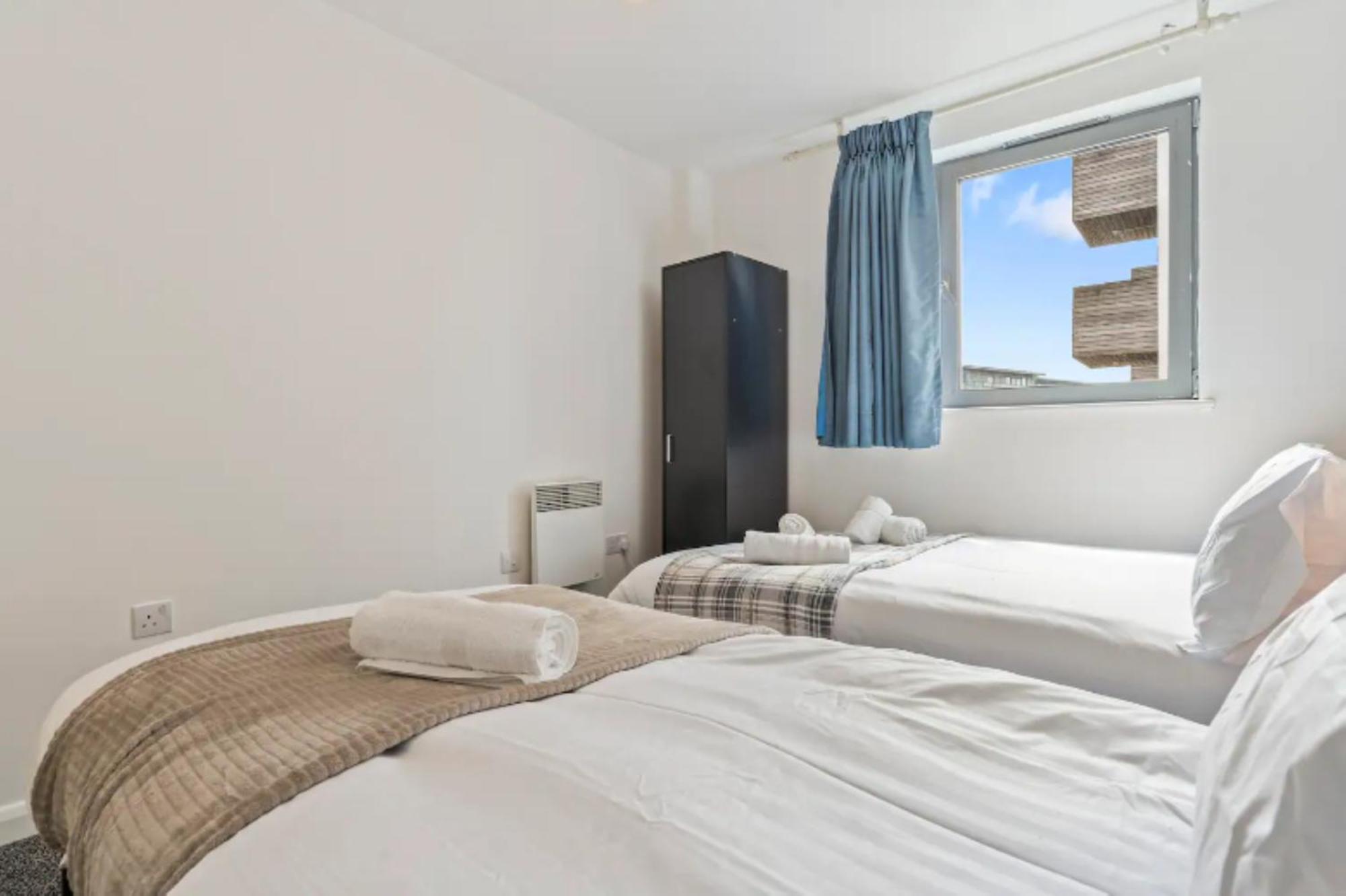 Apartment Desert Oasis - Monthly - Netflix & Free Parking - *